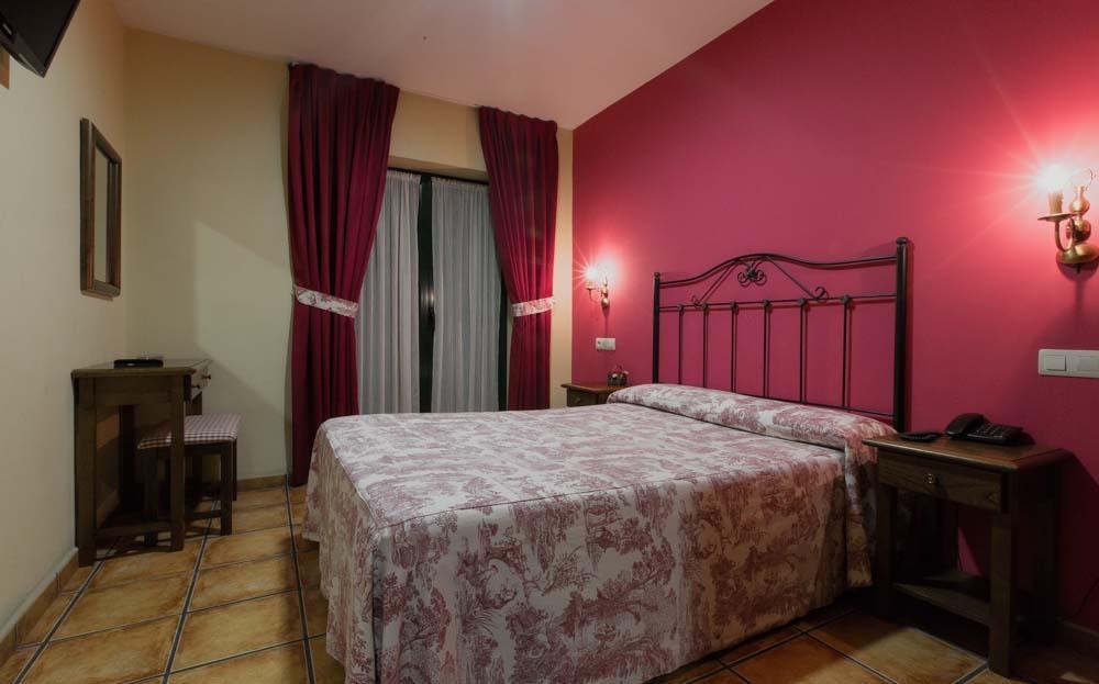 Apartamentos Villa De Cabrales Arenas De Cabrales Eksteriør billede